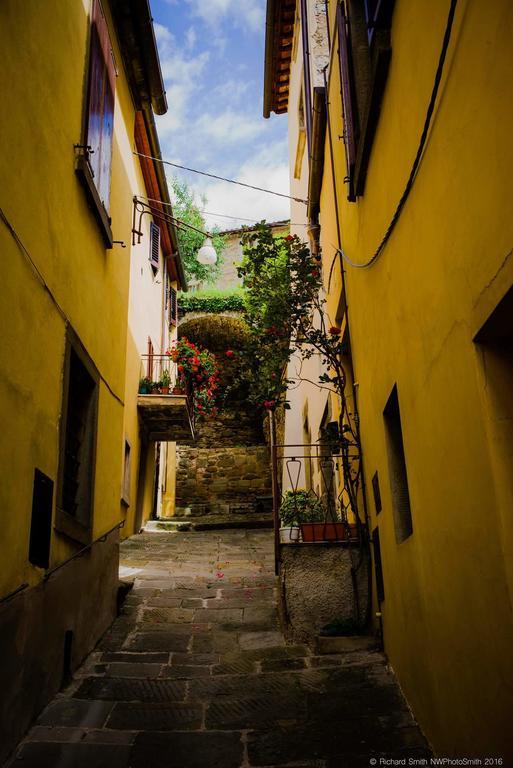 Locanda Pane E Vino Bed & Breakfast Cortona Exterior photo